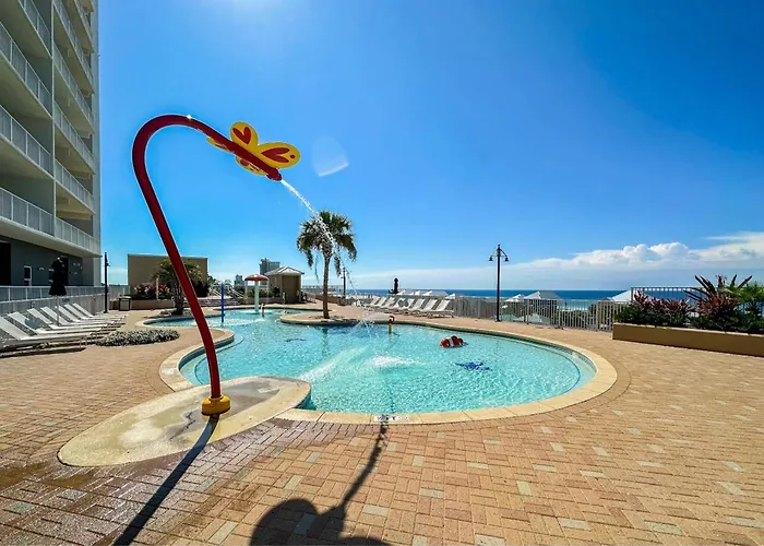 Laketown Wharf! Sleeps 9 - Resort Beach Condo, Stunning Ocean Views! By Dolce Vita Getaways Pcb