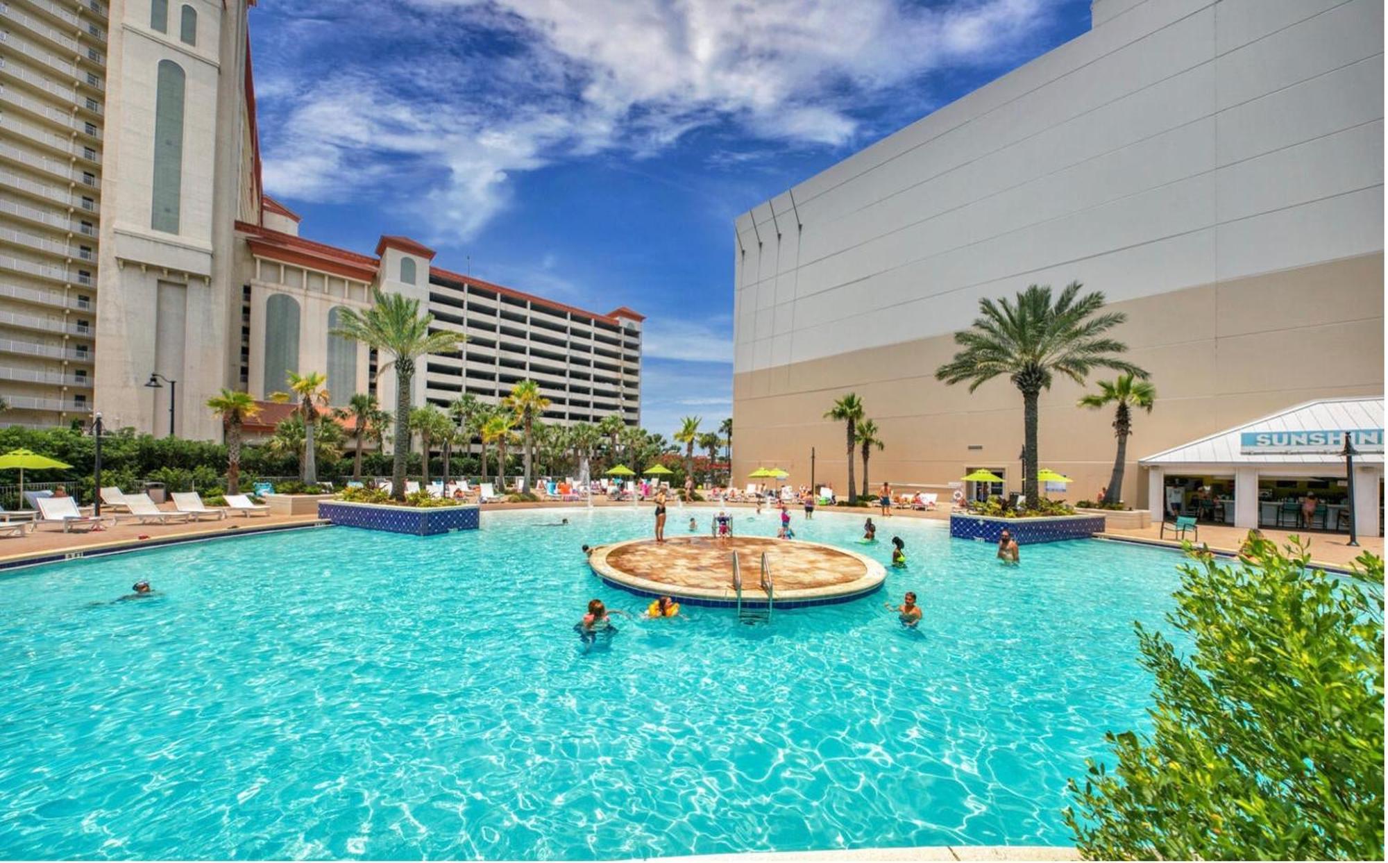 Casa de Férias Laketown Wharf! Sleeps 9 - Condo, Stunning Ocean Views! By Dolce Getaways Pcb