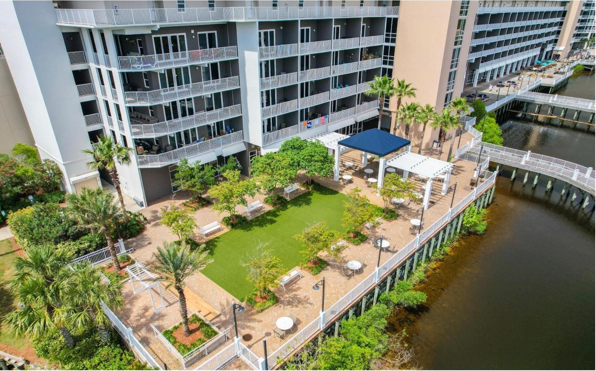 Laketown Wharf! Sleeps 9 - Condo, Stunning Ocean Views! By Dolce Getaways Pcb Casa de Férias *